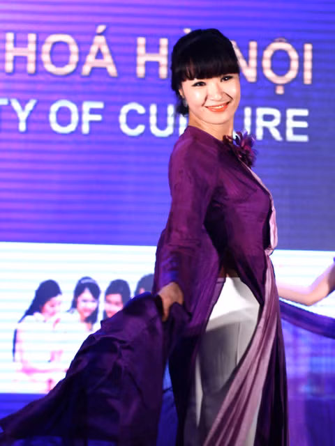 Nét tươi vui