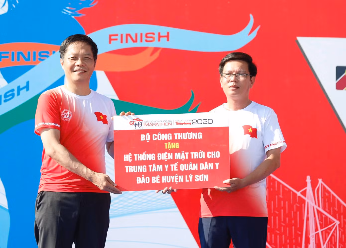 Tiền Phong Marathon 2020: Những ngôi vô địch xứng đáng ảnh 28
