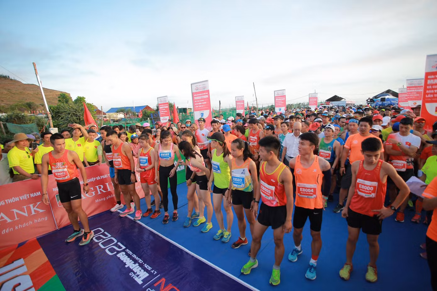 Tiền Phong Marathon 2020: Những ngôi vô địch xứng đáng ảnh 64