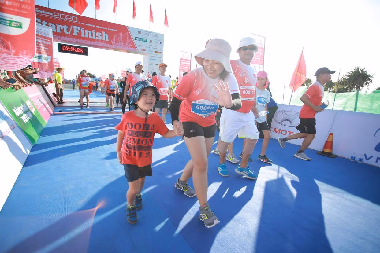 Tiền Phong Marathon 2020: Những ngôi vô địch xứng đáng ảnh 45
