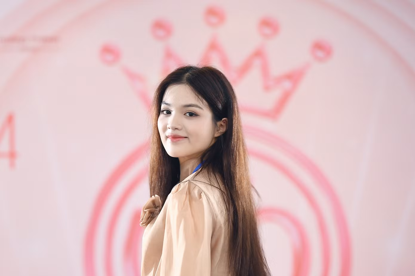 Người đẹp trường ĐH Thương mại có mặt tại Vòng Sơ khảo cuộc thi. Người đẹp trường ĐH Thương mại có mặt tại Vòng Sơ khảo cuộc thi.