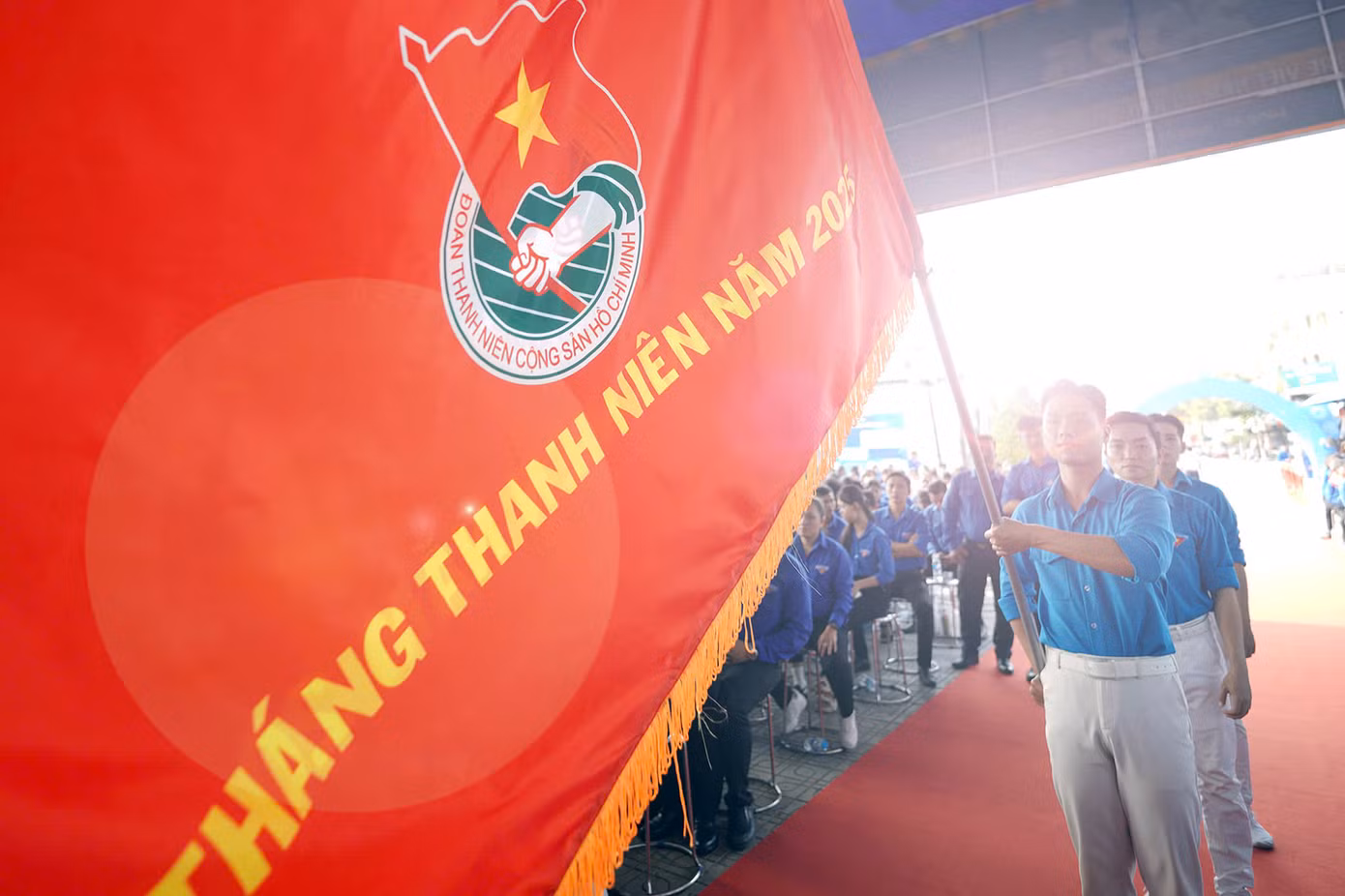 Tháng Thanh niên 2025: Tuổi trẻ vững niềm tin theo Đảng. Tháng Thanh niên 2025: Tuổi trẻ vững niềm tin theo Đảng.