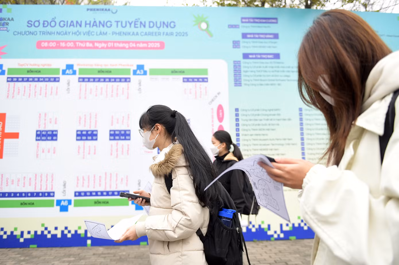 Cơ hội việc làm rộng mở cho sinh viên nhiều lĩnh vực từ các 'ông lớn'. Cơ hội việc làm rộng mở cho sinh viên nhiều lĩnh vực từ các 'ông lớn'.