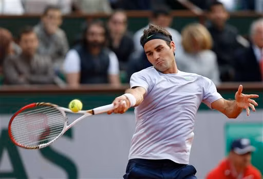 Federer kéo dài kỷ lục góp mặt ở trận tứ kết mọi giải grand slam từ Wimbledon 2004 sau khi vượt qua Giles Simon rạng sáng nay. Federer kéo dài kỷ lục góp mặt ở trận tứ kết mọi giải grand slam từ Wimbledon 2004 sau khi vượt qua Giles Simon rạng sáng nay