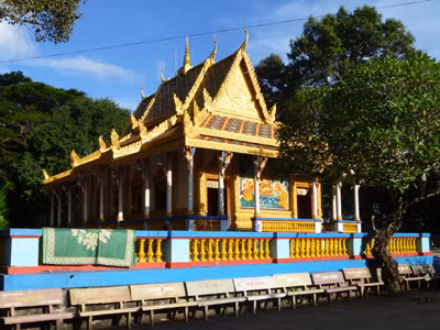 Toàn cảnh chùa Mã Tộc (Chùa Dơi)
