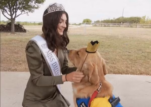 Alison và em cún Brady. Ảnh: YouTube.