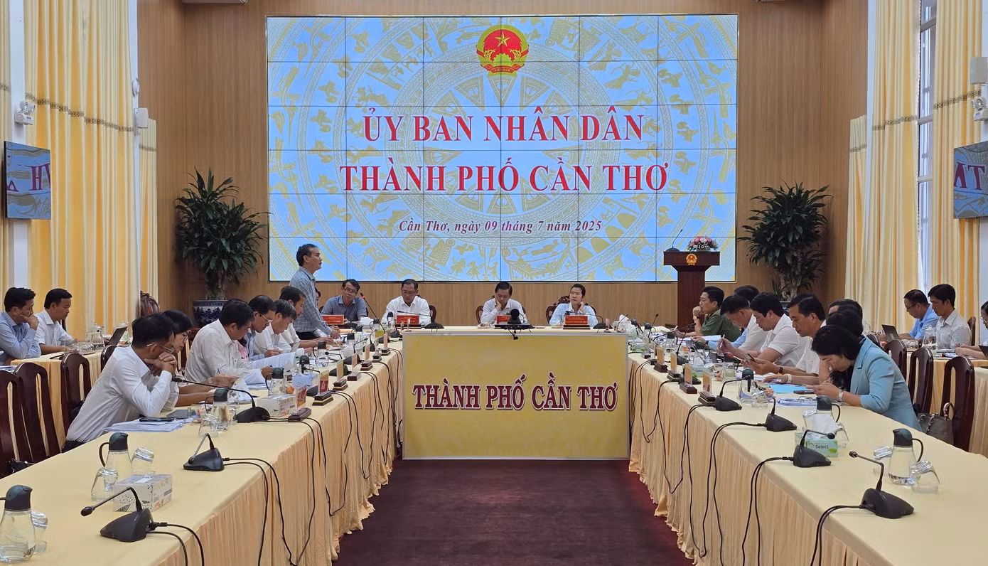 Quang cảnh cuộc họp ngày 9/7. Ảnh: CK Quang cảnh cuộc họp ngày 9/7. Ảnh: CK