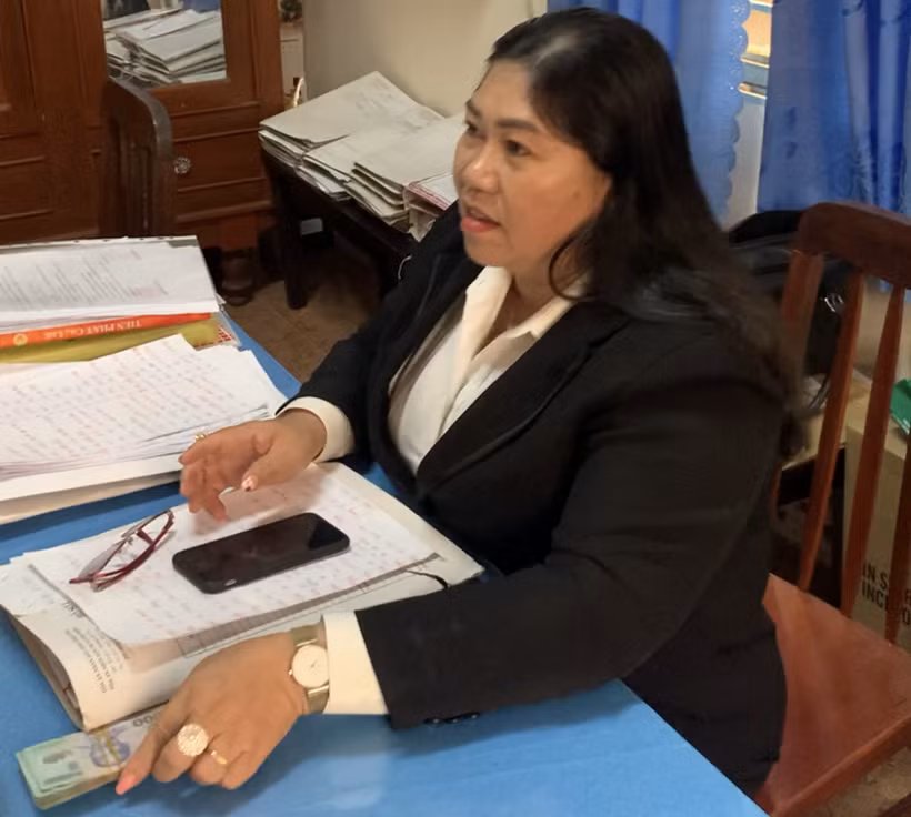 Bà Nguyễn Thị Tuyết Sương lúc bị bắt. Ảnh: VKS.