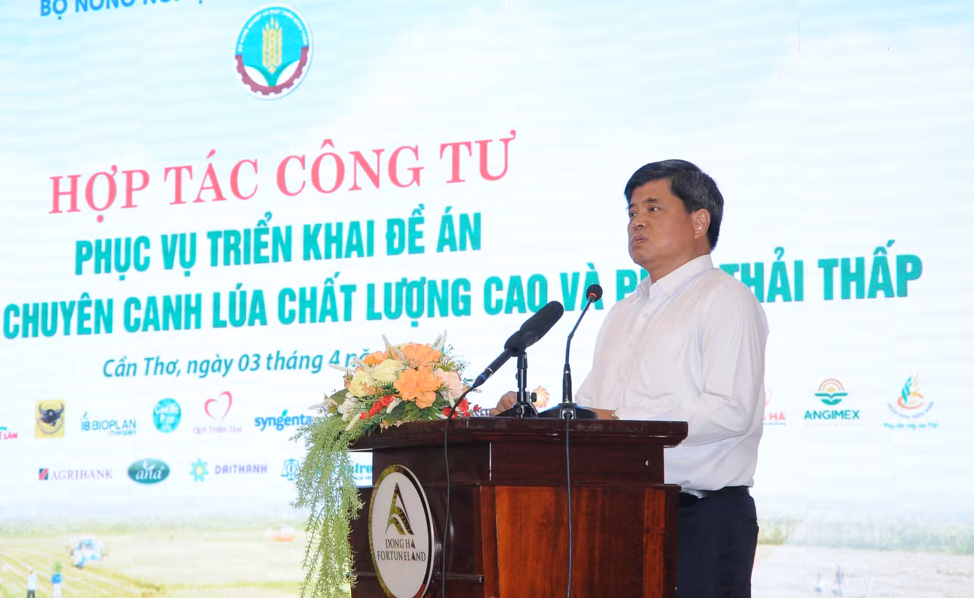 Thứ trưởng Bộ NN&amp;PTNT - Trần Thanh Nam phát biểu kết luận hội thảo. Ảnh: CK