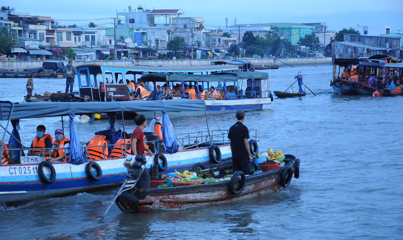 Chợ nổi Cái Răng là di sản văn hóa phi vật thể quốc gia. Ảnh: Cảnh Kỳ Chợ nổi Cái Răng là di sản văn hóa phi vật thể quốc gia. Ảnh: Cảnh Kỳ
