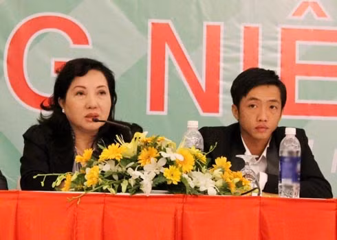 Mẹ con bà Loan đã mất gần 2.500 tỷ đồng trong 2 năm gia nhập sàn chứng khoán Việt