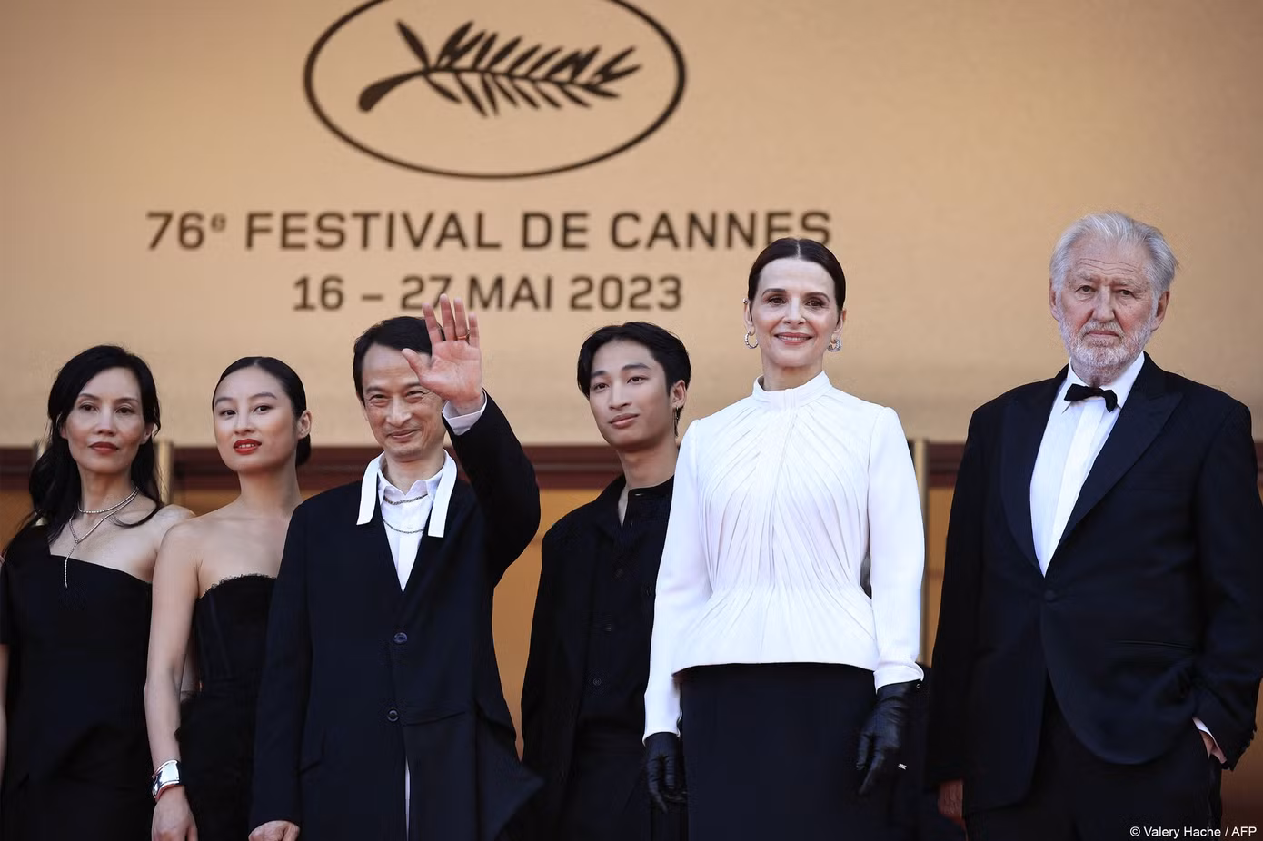 Đạo diễn Trần Anh Hùng xuất hiện trong buổi công chiếu phim The Passion of Dodin Bouffant. Ảnh: AFP.