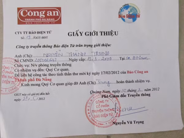 Giấy giới thiệu đối tượng Trung xuất trình tại cơ quan chức năng