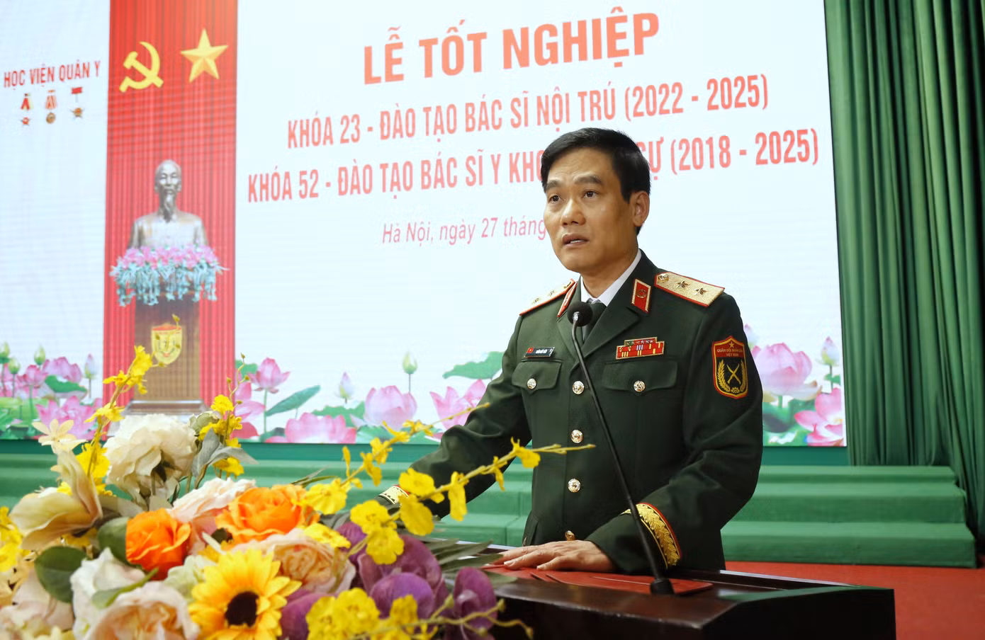 Trung tướng, GS.TS Trần Viết Tiến - Giám đốc Học viện Quân y. Trung tướng, GS.TS Trần Viết Tiến - Giám đốc Học viện Quân y.