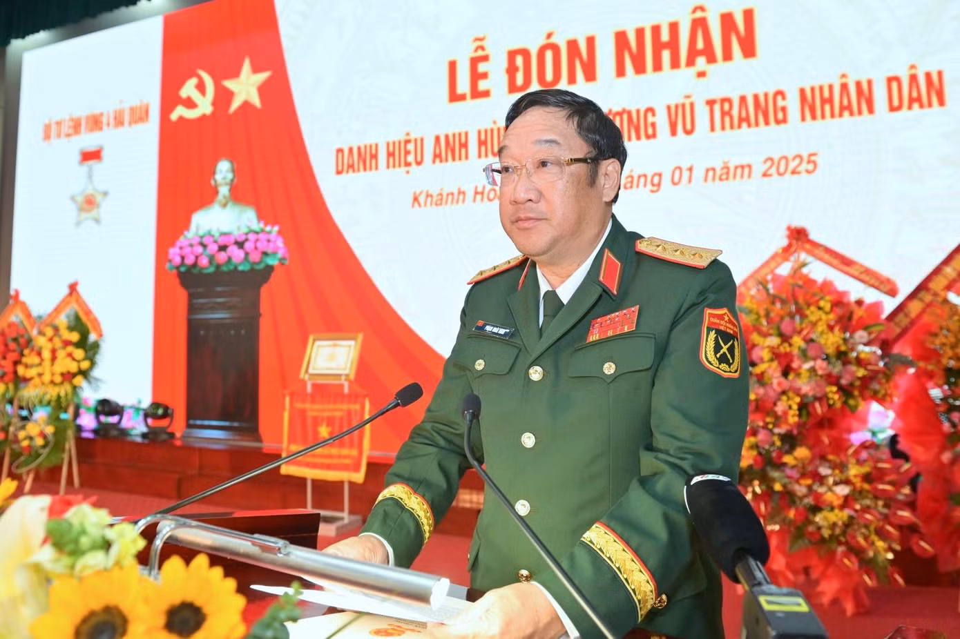 Thượng tướng Phạm Hoài Nam - Thứ trưởng Bộ Quốc phòng, phát biểu tại buổi lễ.