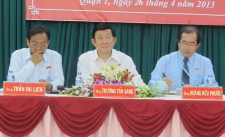 Chủ tịch nước cùng tổ ĐBQH tiếp xúc cử tri quận 1