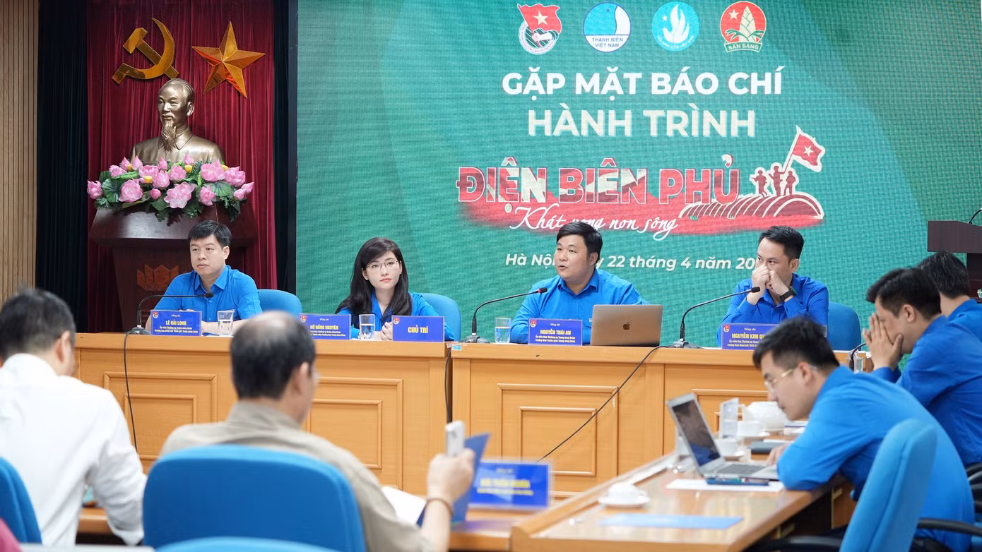 Toàn cảnh buổi gặp mặt báo chí thông tin về Hành trình “Điện Biên Phủ - Khát vọng non sông” ngày 22/5. Ảnh: Hoàng Mạnh Thắng