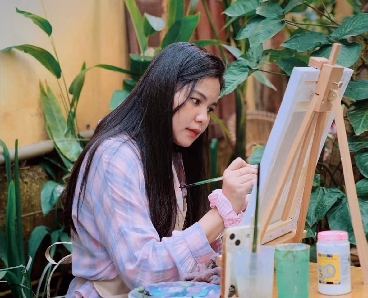Lai thích gần gũi thiên nhiên và tìm đến các sở thích mới để chữa lành. Ảnh: NVCC Lai thích gần gũi thiên nhiên và tìm đến các sở thích mới để chữa lành. Ảnh: NVCC