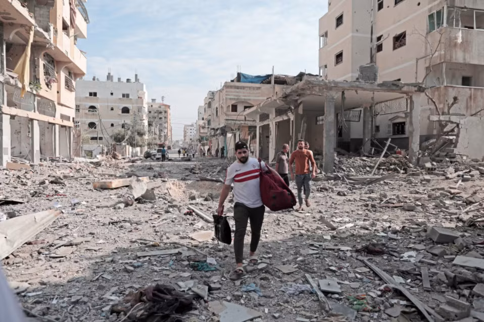 Dải Gaza tan hoang sau các cuộc không kích của Israel. (Ảnh: Getty)