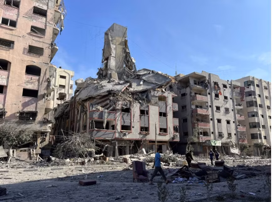 Cảnh tan hoang ở Dải Gaza sau các đợt ném bom của Israel. (Ảnh: Reuters)