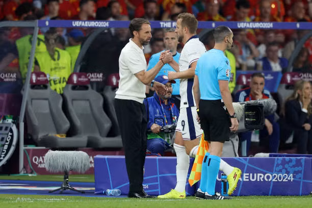 Hạ tuyển Anh 2-1, Tây Ban Nha lần thứ 4 vô địch châu Âu ảnh 71