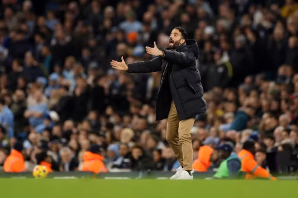 Amad Diallo bùng nổ, MU ngược dòng đánh bại Man City ngay tại Etihad ảnh 19
