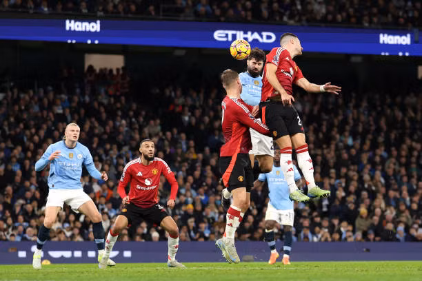 Amad Diallo bùng nổ, MU ngược dòng đánh bại Man City ngay tại Etihad ảnh 14