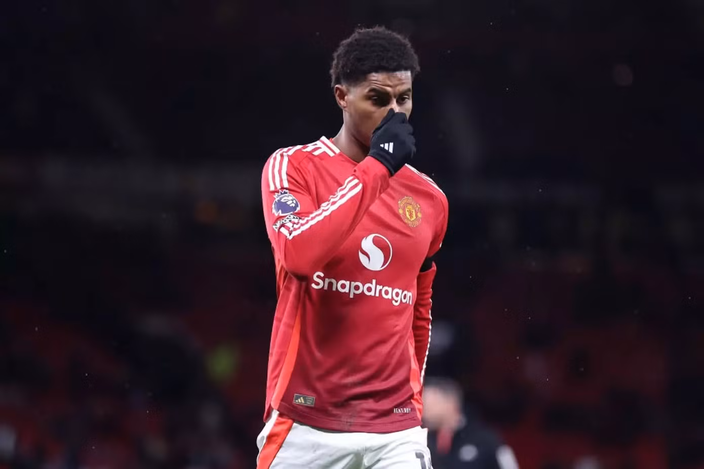 Amad Diallo bùng nổ, MU ngược dòng đánh bại Man City ngay tại Etihad ảnh 4