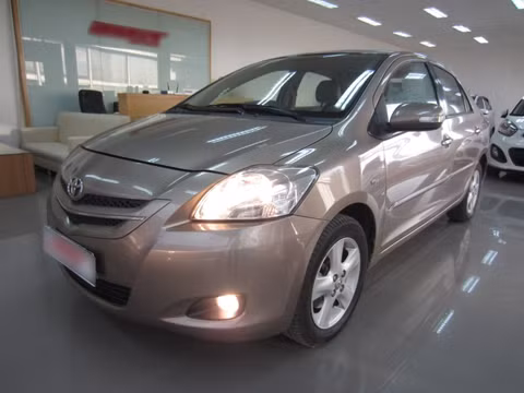 Toyota Vios E 2010 