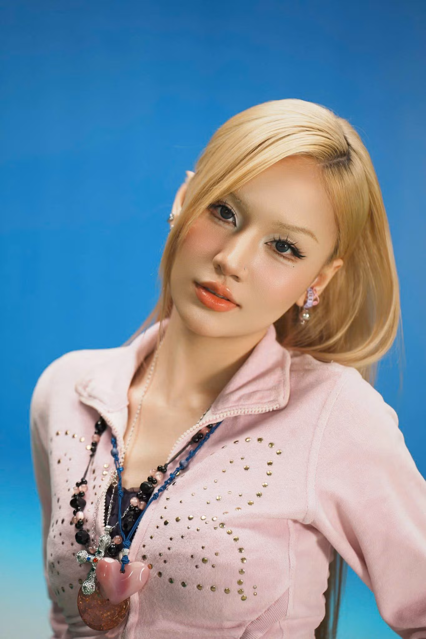 Nàng rapper Gen Z ghi điểm với vẻ ngoài cá tính, xinh đẹp. Ảnh: FBNV.