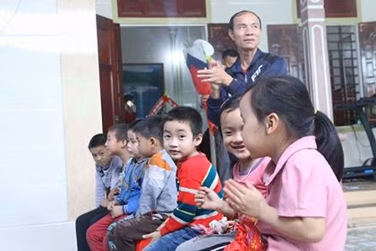 Mẹ cầu thủ U23 Việt Nam nhắn con đưa vinh quang về cho đất nước ảnh 2