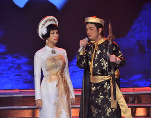 Đàm Vĩnh Hưng và Kim Thư trong trích đoạn 