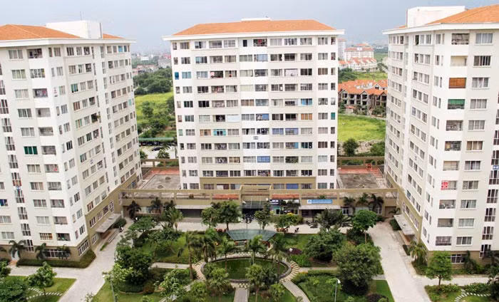 Nhà ở xã hội nhu cầu lớn nhưng triển khai ít. Nhà ở xã hội nhu cầu lớn nhưng triển khai ít.