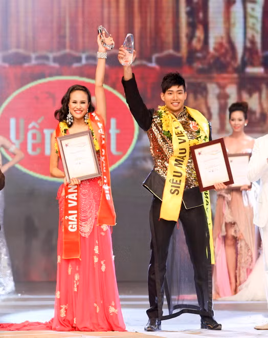 Phương Mai và Hữu Long giành giải vàng Siêu mẫu 2012