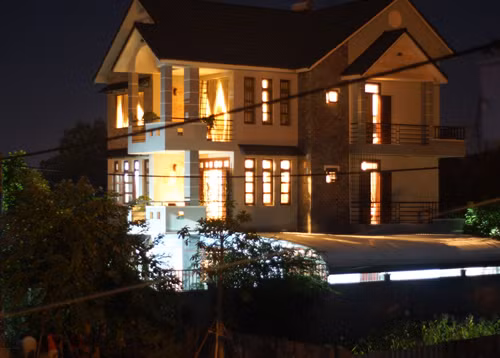 Nhóm người ẩn nấp trong căn biệt thự đã bị tạm giữ
