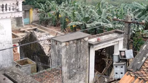 Hiện trường vụ sụt đất nhìn từ trên cao