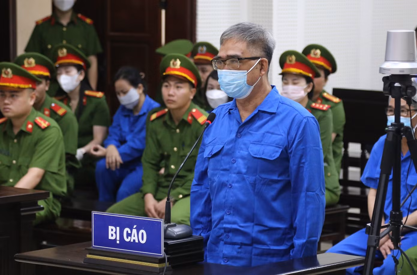 Ông Đỗ Hữu Ca được nhiều cơ quan, tổ chức xin giảm nhẹ hình phạt.
