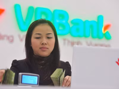 Hiện VPBank không có cổ đông chiến lược nước ngoài sau khi OCBC thoái hết vốn. Ảnh: H.H