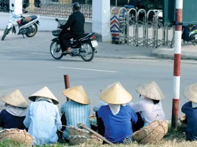 Nhiều băn khoăn về việc siết nhập cư 
