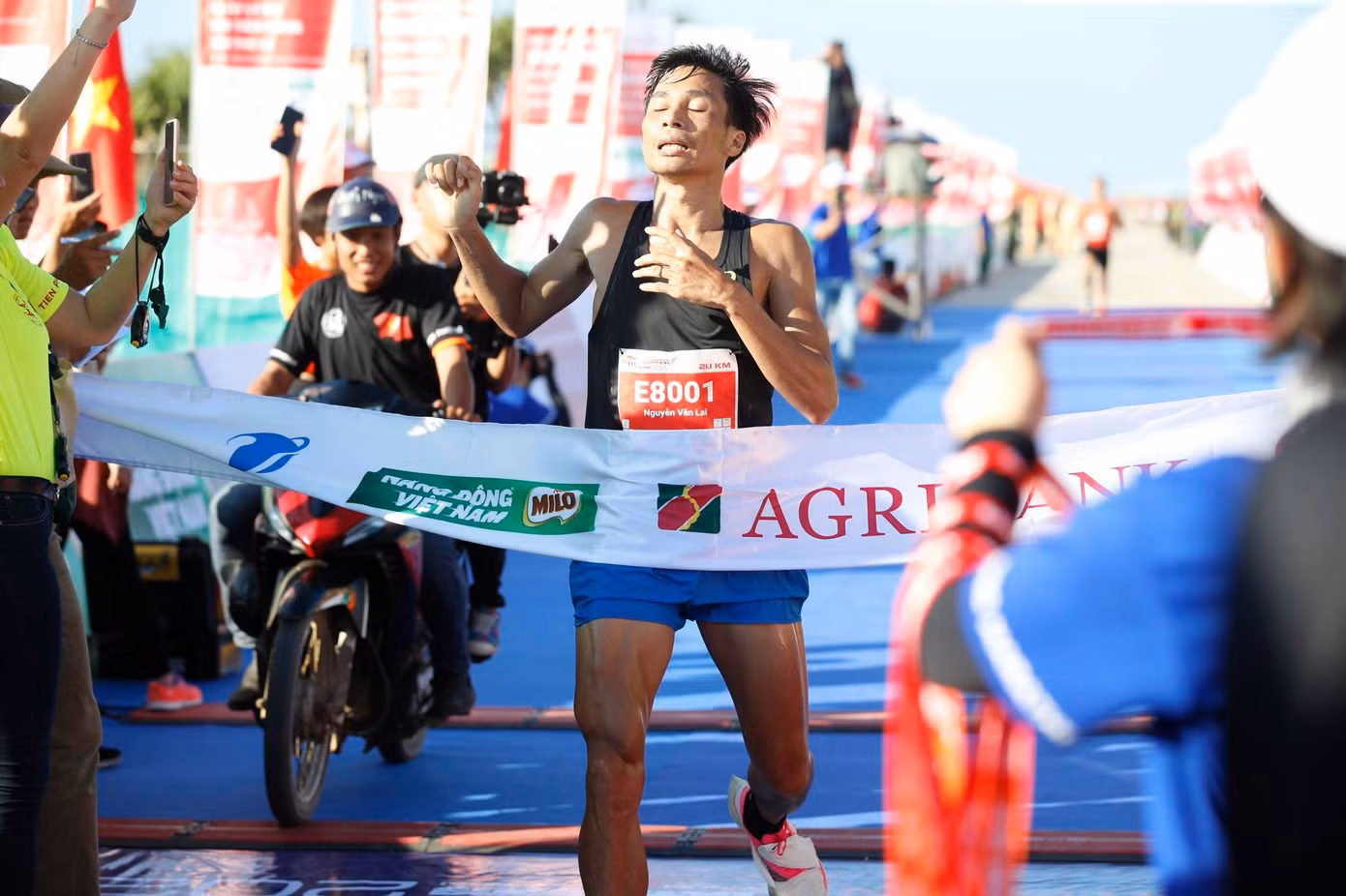 Tiền Phong Marathon 2020: Những ngôi vô địch xứng đáng ảnh 42