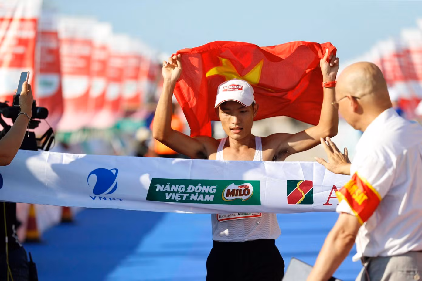 Tiền Phong Marathon 2020: Những ngôi vô địch xứng đáng ảnh 41