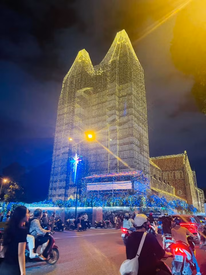 Ảnh: Văn Quang, Ngọc Thảo