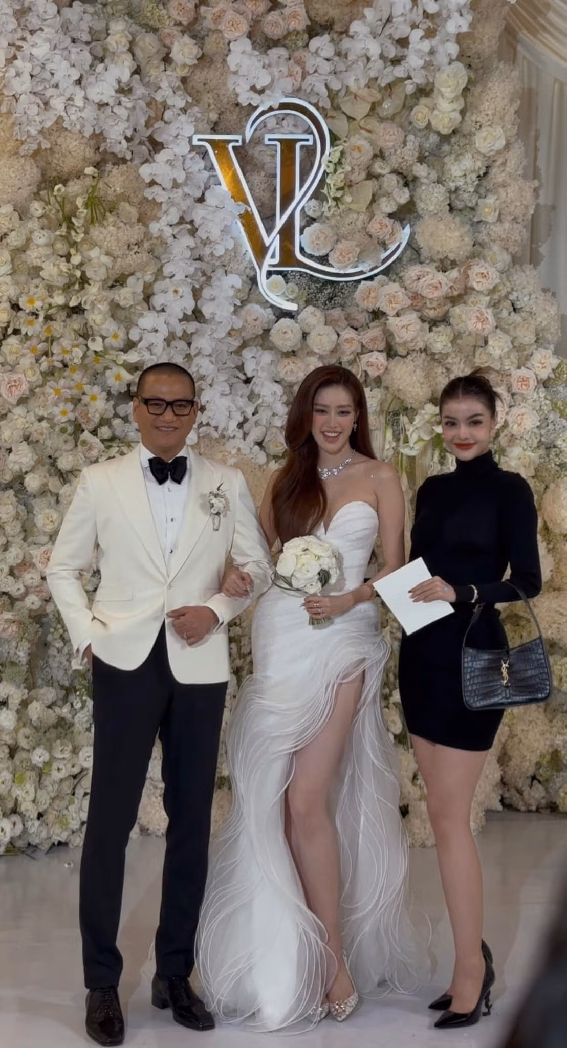 Á hậu LONA Kiều Loan.