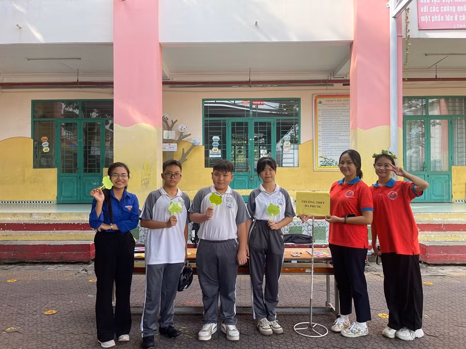 Ảnh: Đoàn trường THPT Đa Phước. Ảnh: Đoàn trường THPT Đa Phước.
