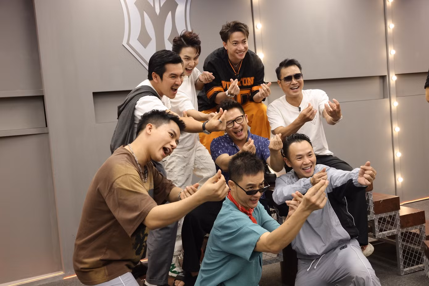 Liên Minh Phát Tài được thành lập từ Nhà Xương Rồng và Nhà Xuân Hạ Thu Đông.