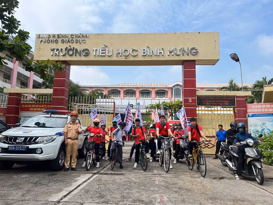 Ảnh: Đoàn trường THPT Đa Phước. Ảnh: Đoàn trường THPT Đa Phước.