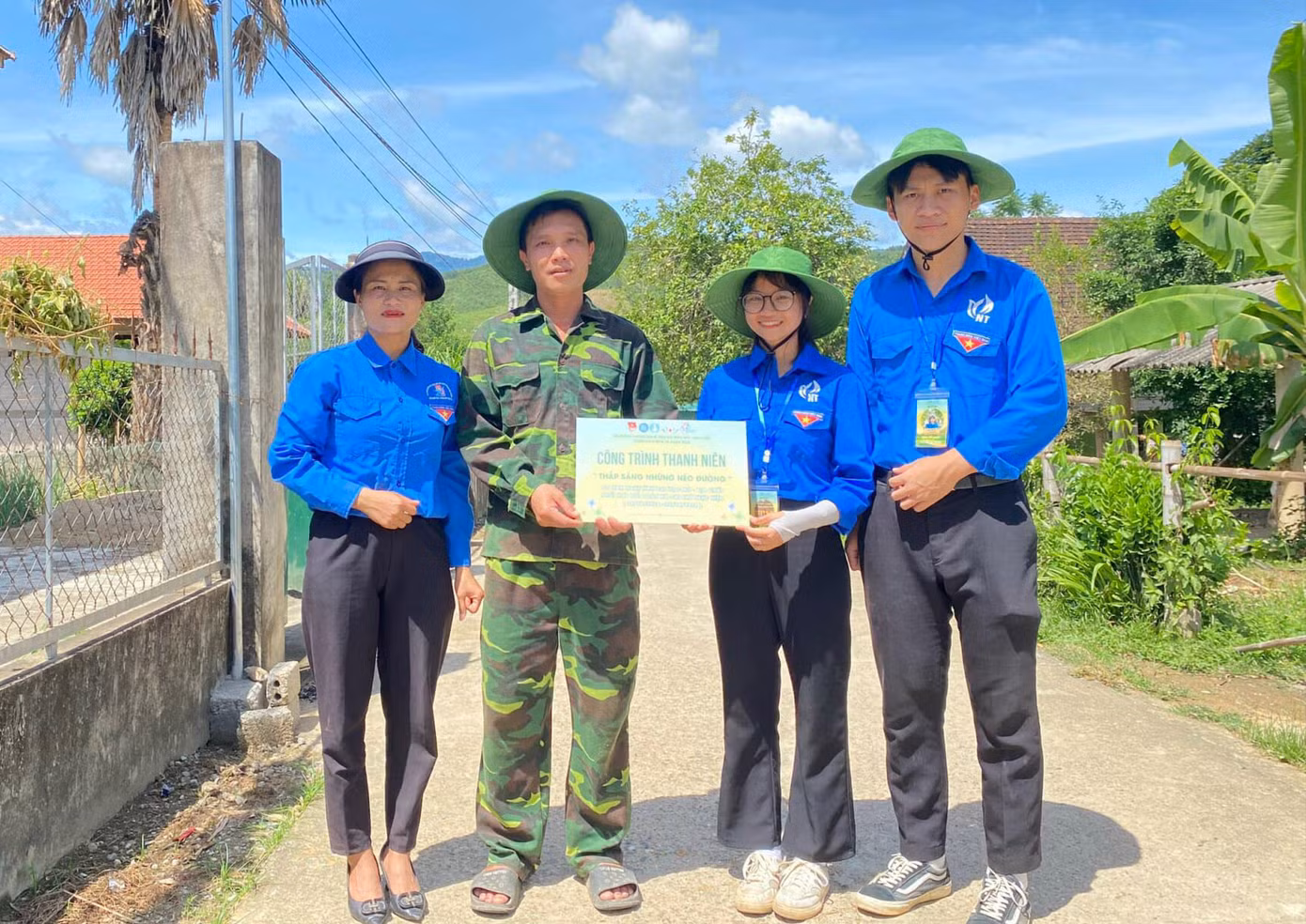 Hội đồng hương Sinh viên Nghệ Tĩnh HUMG tích cực thực hiện những hoạt động ý nghĩa. Ảnh: Đoàn Thanh niên - Hội Sinh viên HUMG