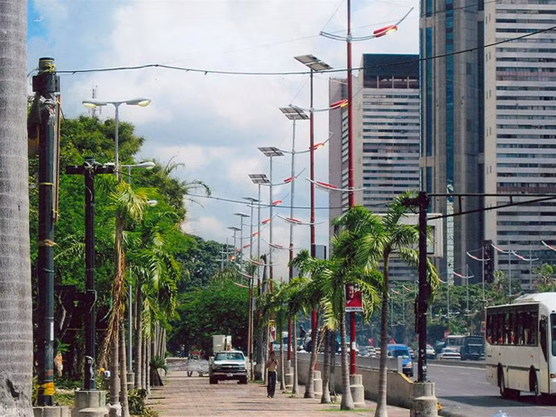 Hệ thống chiếu sáng tại đại lộ Bolivar - Venezuela Hệ thống chiếu sáng tại đại lộ Bolivar - Venezuela