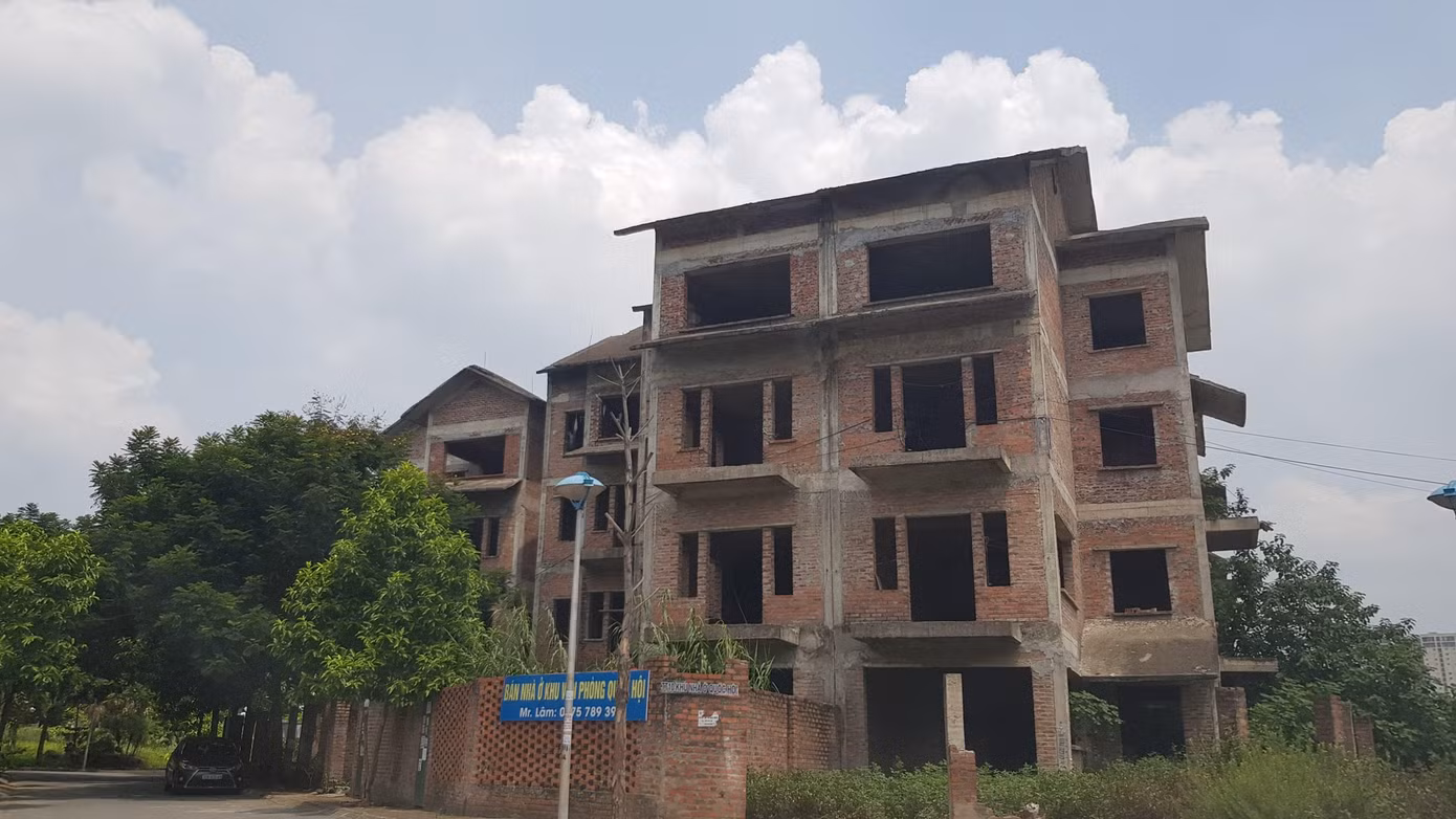 Cháy nổ các khu biệt thự 'tiền tỷ' bỏ hoang: Hiểm họa được báo trước ảnh 2