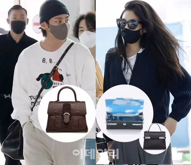 Thành viên BTS V (trái) tại sân bay quốc tế Incheon để tham dự sự kiện khách mời của Nhà Trắng vào ngày 29/5. Chiếc túi mà V đeo lúc đó là Briand Trench Crocodile Bag của Delvaux, chỉ có hai chiếc được nhập khẩu từ Hàn Quốc (giá là 60.000 won). Bên phải là Jennie trong chuyến khởi hành đến Los Angeles, Mỹ cùng các thành viên BlackPink vào ngày 15/9 và chiếc túi cô ấy đã mua vào đầu năm nay. ‘Tampett Magritte Cloud Edition’ được thiết kế với cảm hứng từ tác phẩm của họa sĩ siêu thực René Magritte (Ảnh: News 1). Điều đáng nói là đây là 2 chiếc túi sang trọng của cùng một thương hiệu. Chiếc túi được lựa chọn bởi ngôi sao nổi tiếng thế giới và người dẫn đầu xu hướng là 'Delvo'.